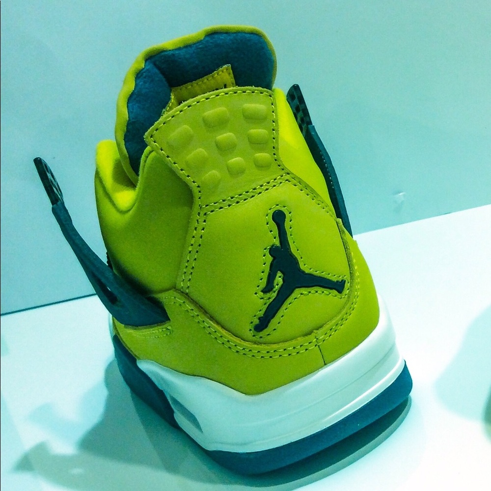 Sold :) Air Jordan Retro 4 ‘Lighting’ 10M/W11.5 - Picture 3 of 6